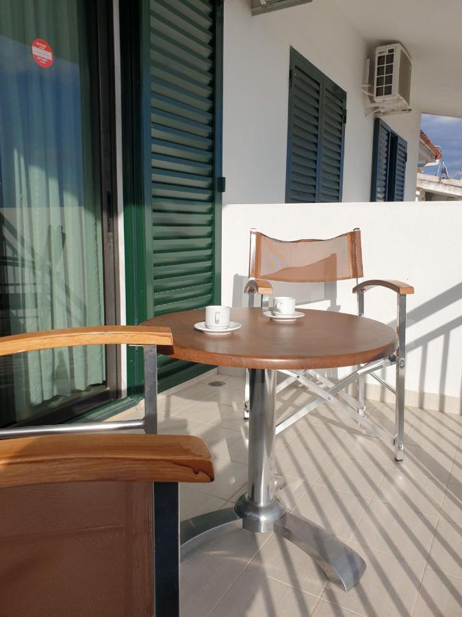 الشقق الفندقية نيا سكيونيفي  Pansion Alexandros By The Sea المظهر الخارجي الصورة